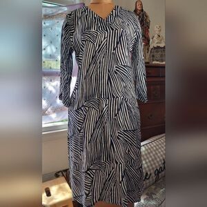 NWT  MASAI Crepe Dress Navy & White Zebra Stripes Size XS